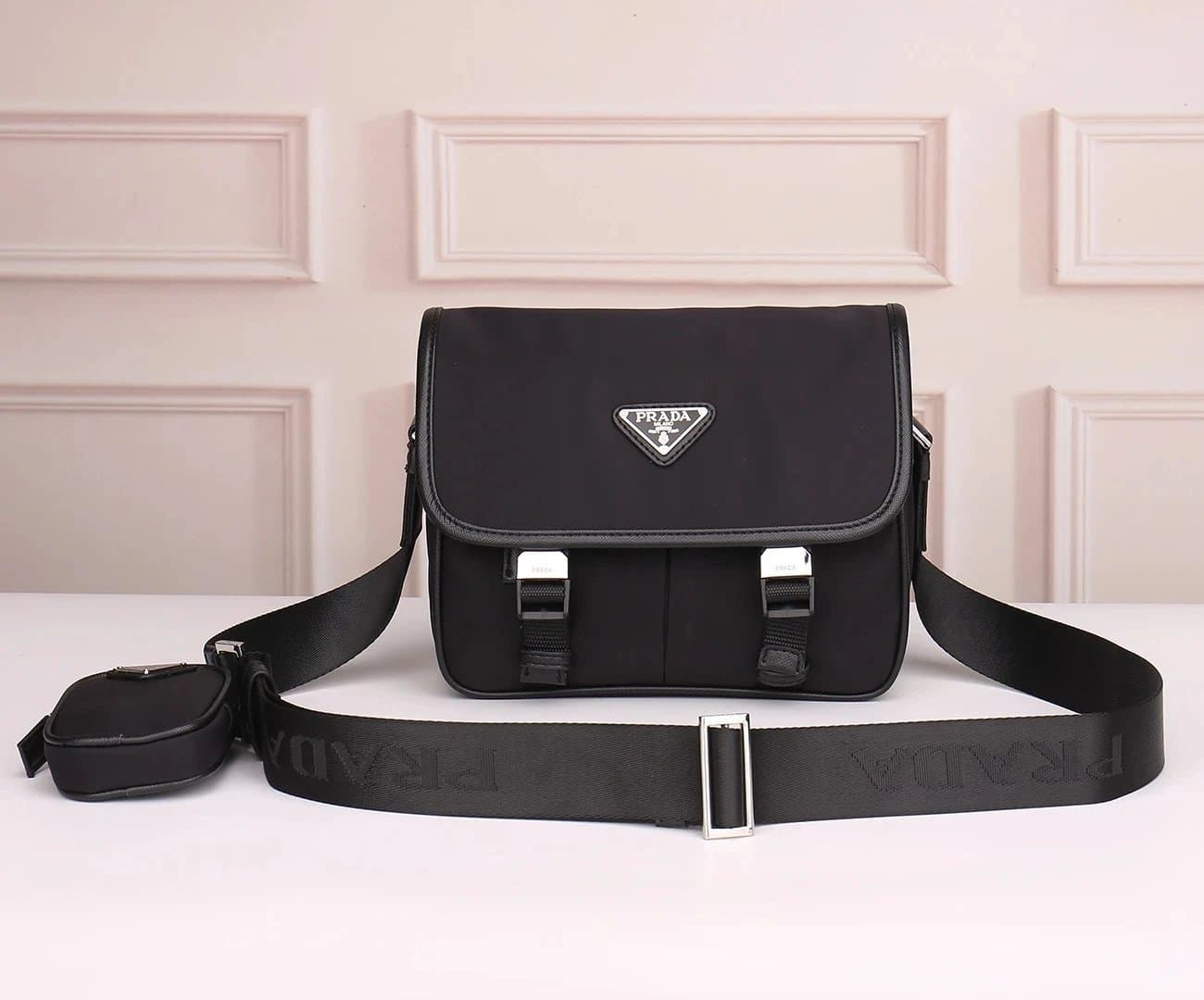(B) 2034PRADA hobo， ,， ，。。：16×22×8.5
