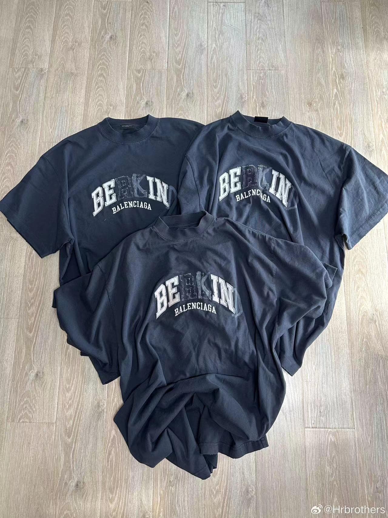 Balenciaga Tee's (30+ Colorways)